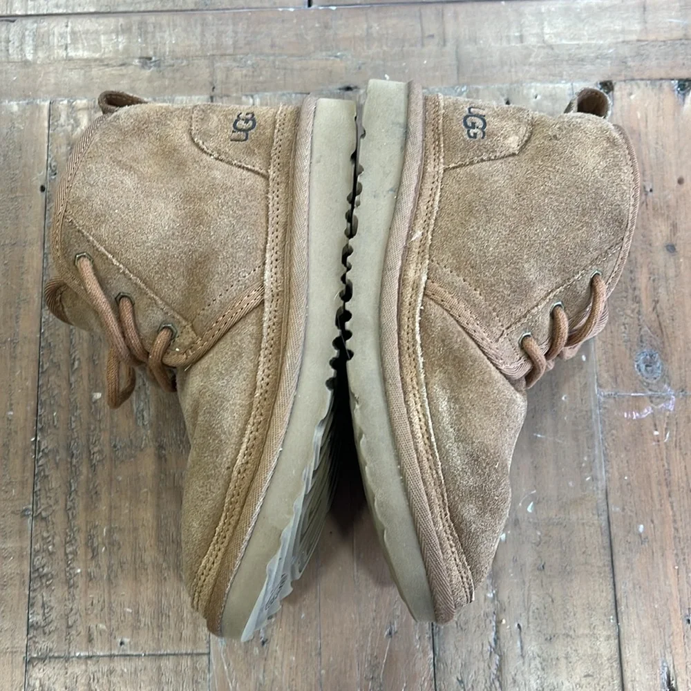 Ugg Neumel sheepskin leather Sherpa lined Chelsea boots